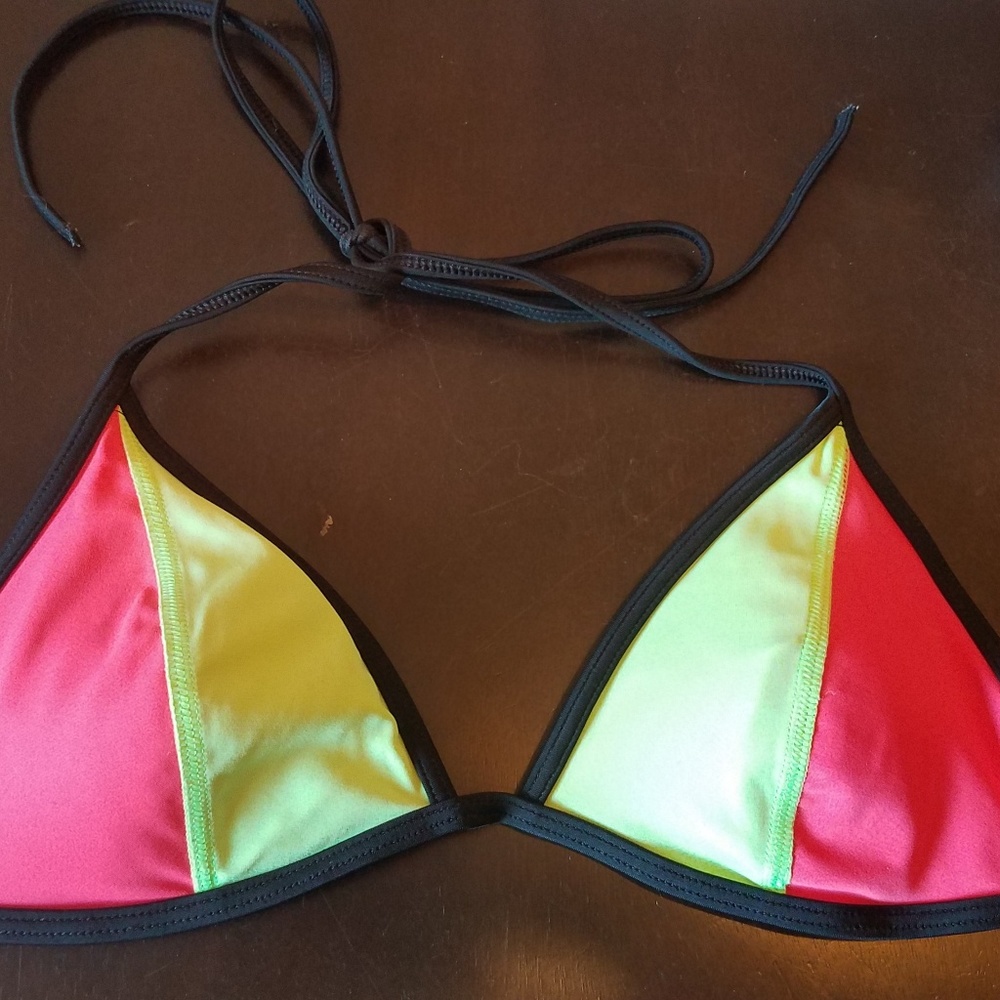 🧡 Pink Size Medium Bathing Suit Top